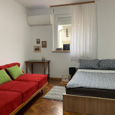 New Episode - Apartment With Private Parking Ljubljana Exteriör bild